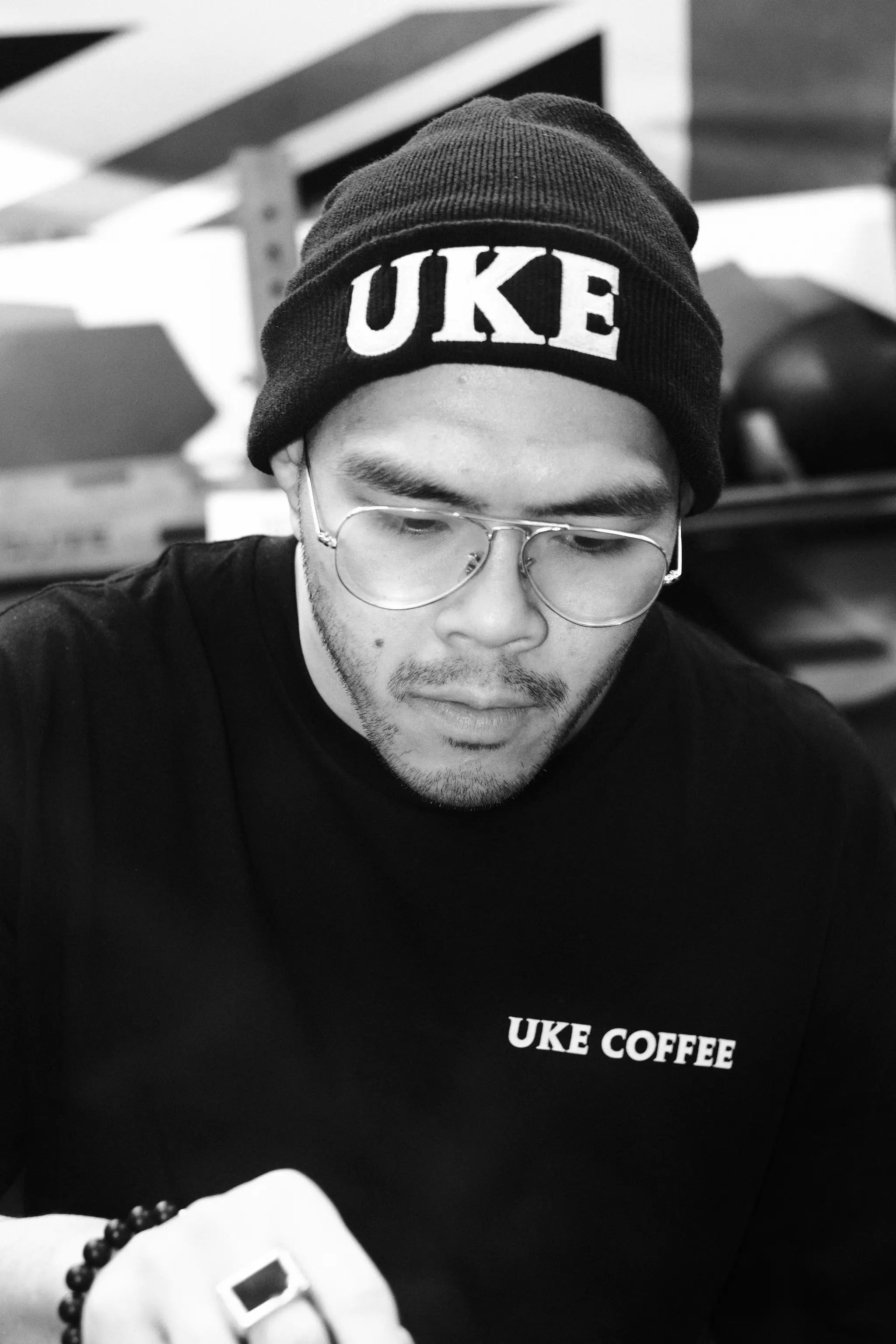 UKE EMBROIDED BEANIE - Black